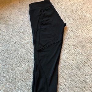 Black Lulu Lemon Mesh Leggings